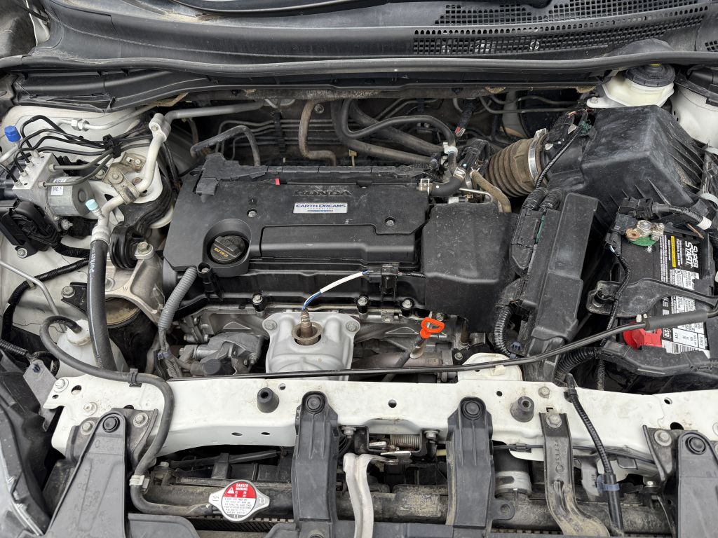 Photo 9 of this HONDA CR-V