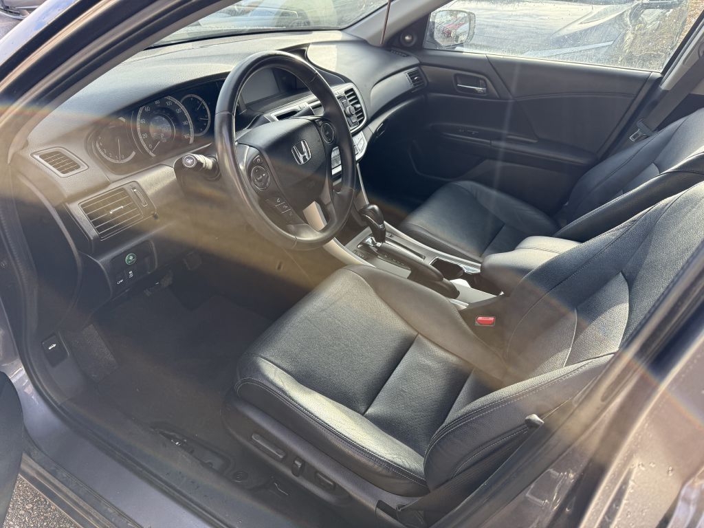 Photo 5 of this HONDA ACCORD