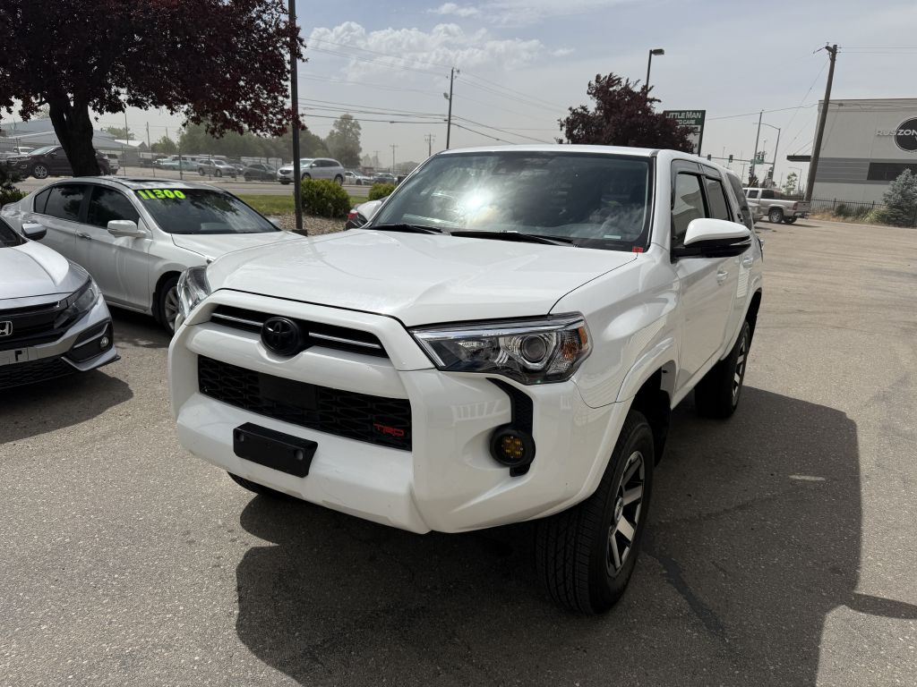 Photo 2 of this TOYOTA 4RUNNER