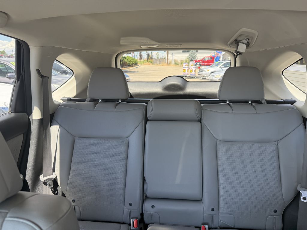Photo 8 of this HONDA CR-V