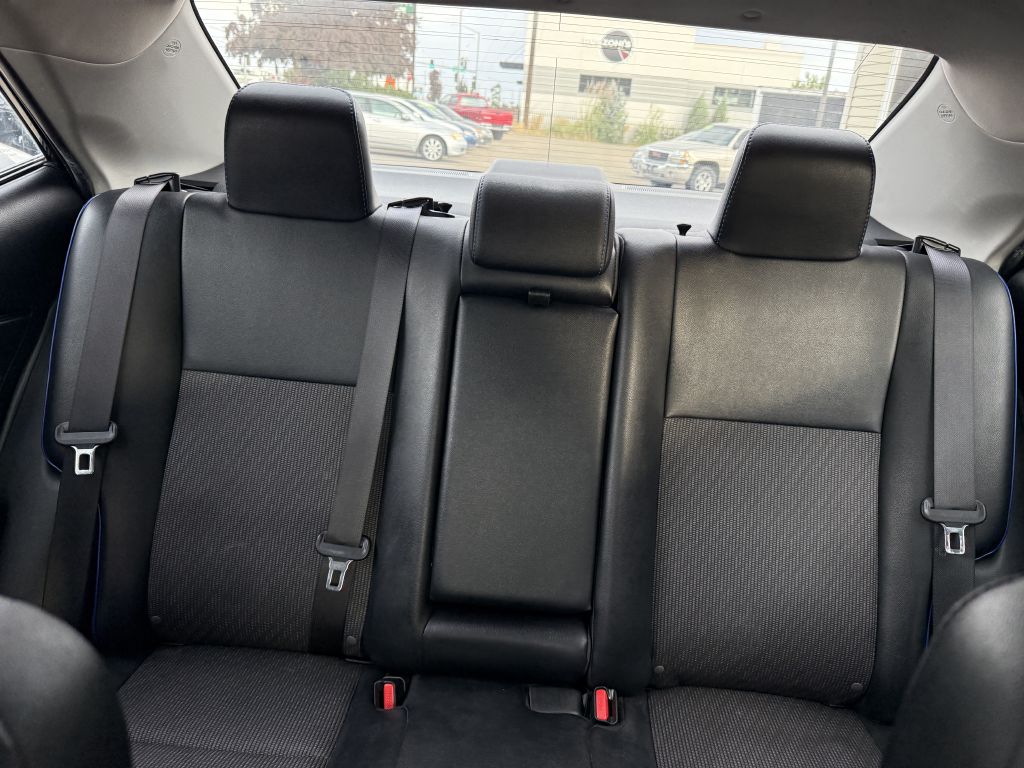 Photo 8 of this TOYOTA COROLLA