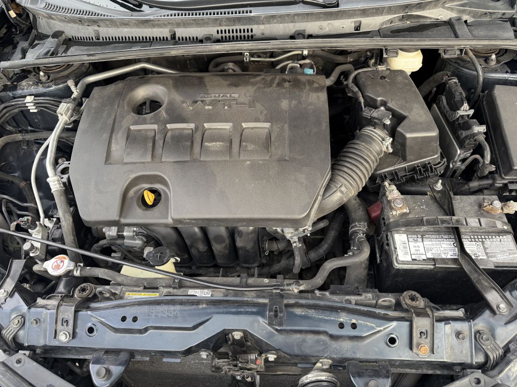 Photo 9 of this TOYOTA COROLLA