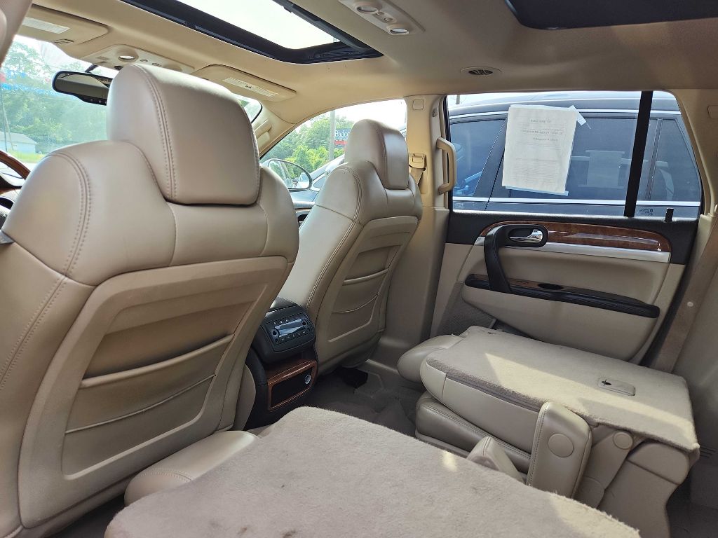 Photo 9 of this BUICK ENCLAVE