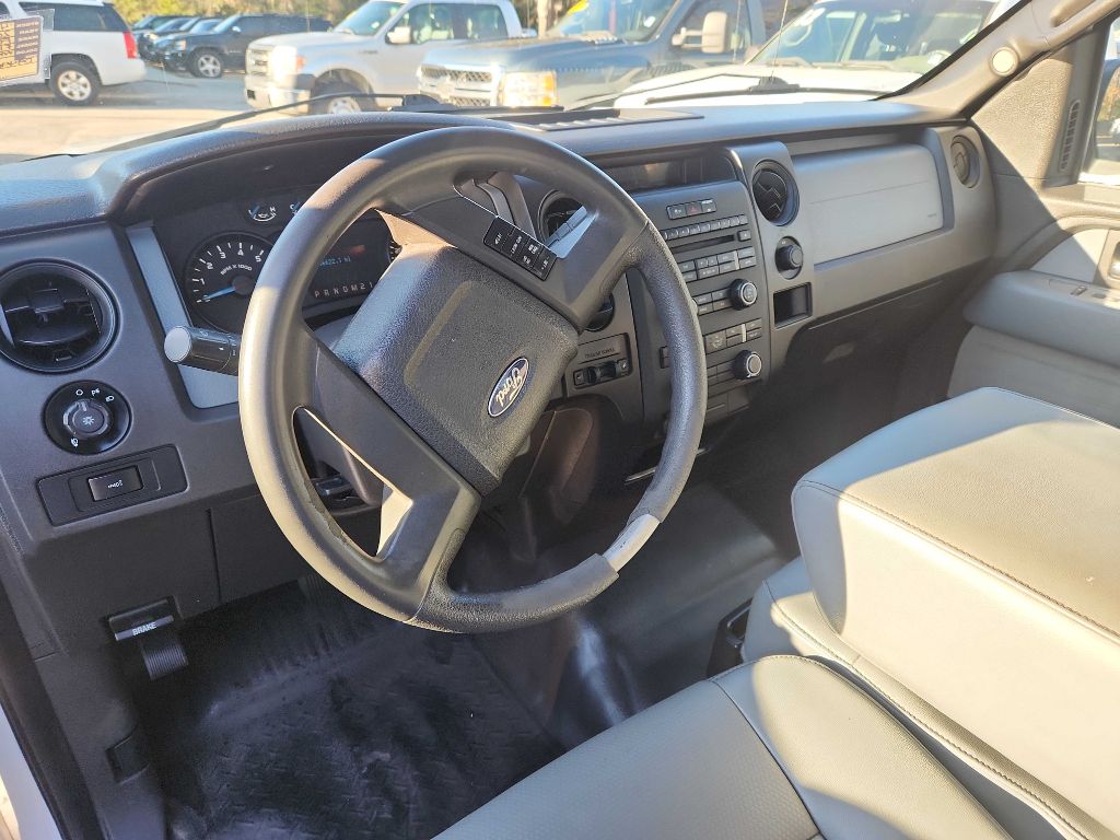 Photo 7 of this FORD F150
