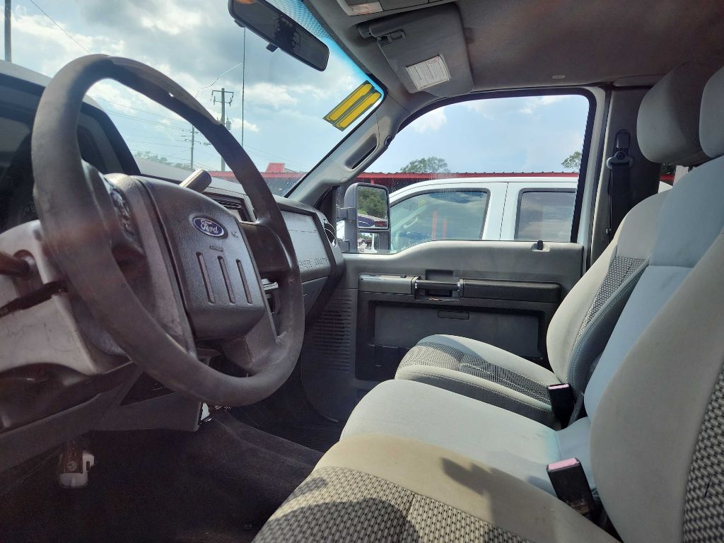 Photo 9 of this FORD F250