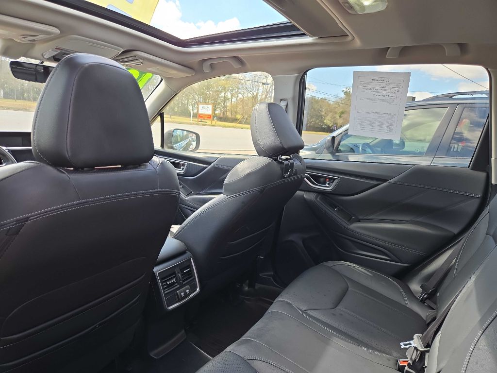 Photo 6 of this SUBARU FORESTER