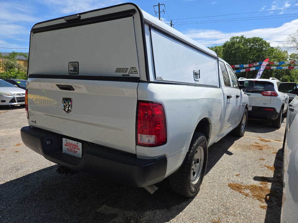 Photo 4 of this RAM 1500 CLASSIC