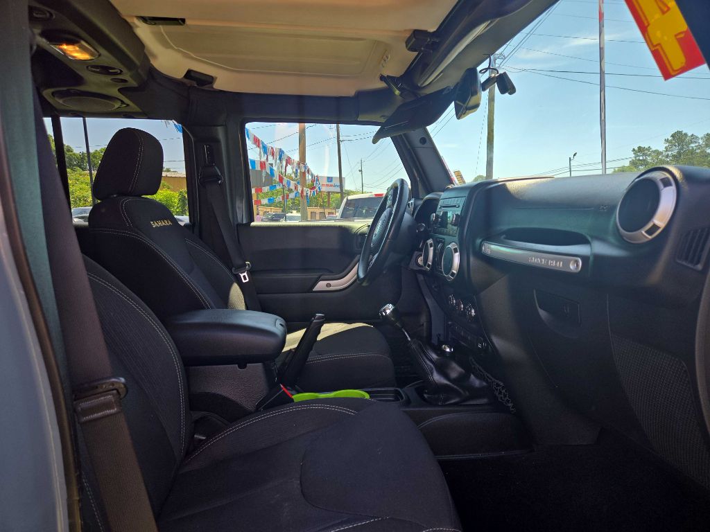 Photo 12 of this JEEP WRANGLER UNLIMI
