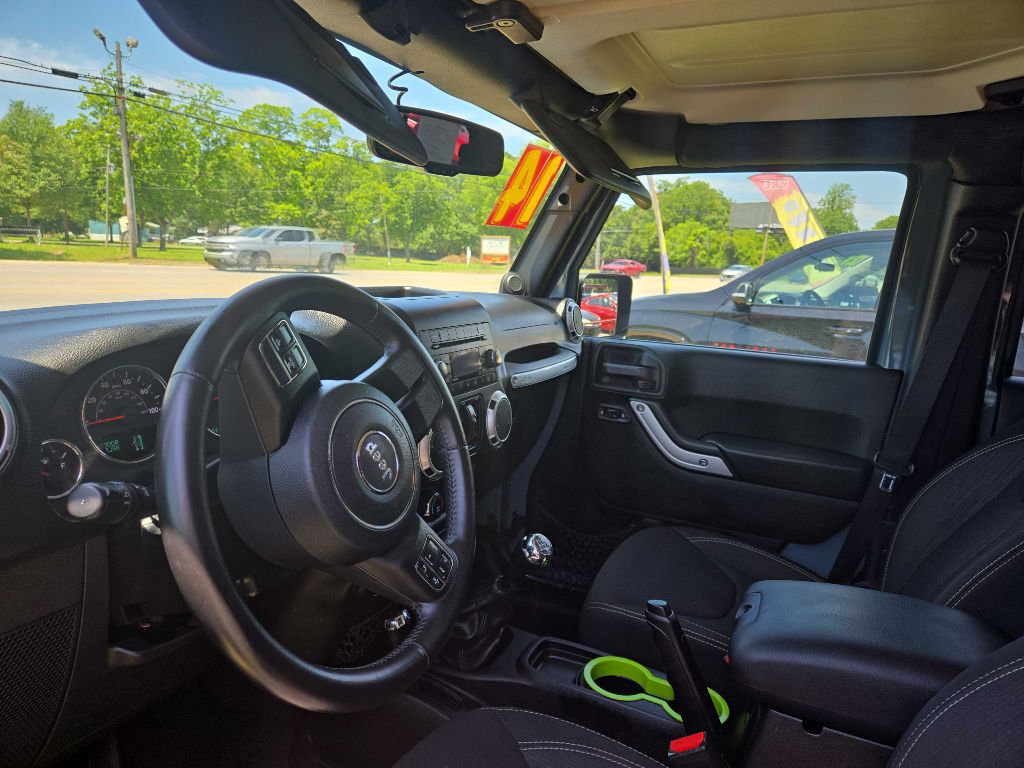 Photo 6 of this JEEP WRANGLER UNLIMI