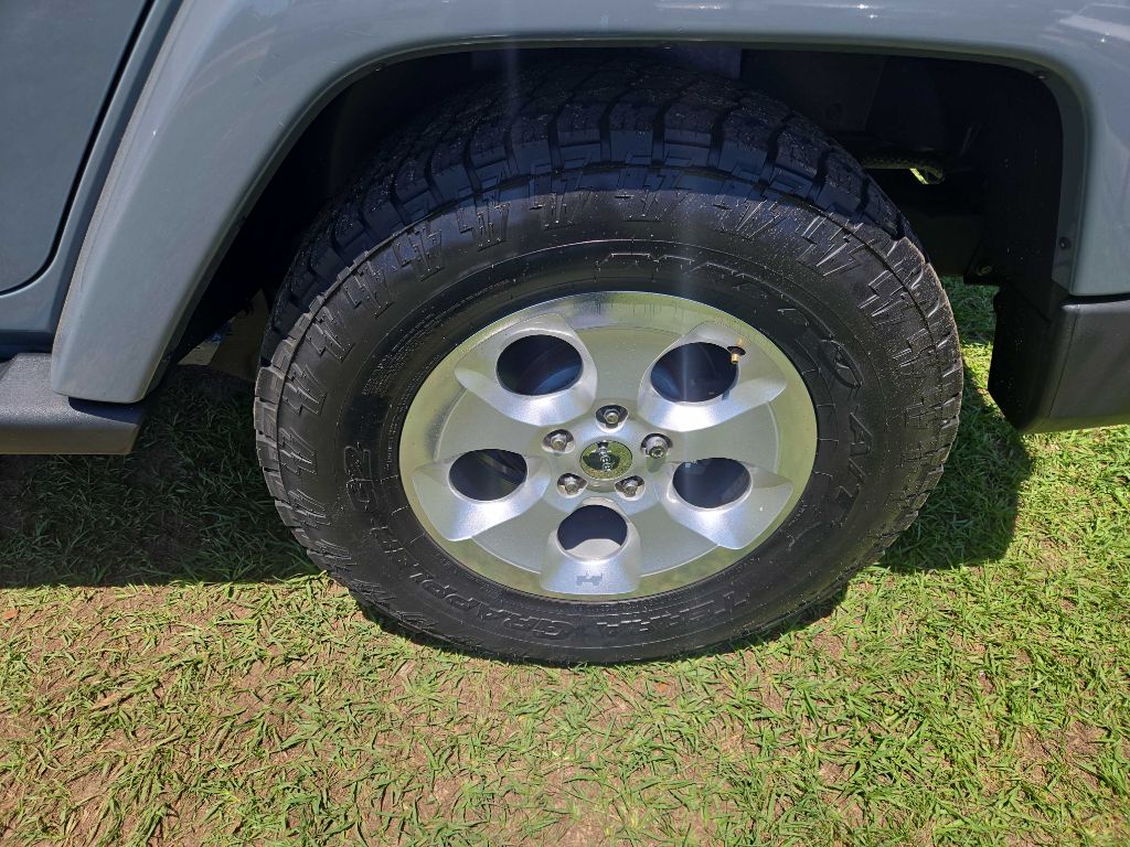 Photo 9 of this JEEP WRANGLER UNLIMI