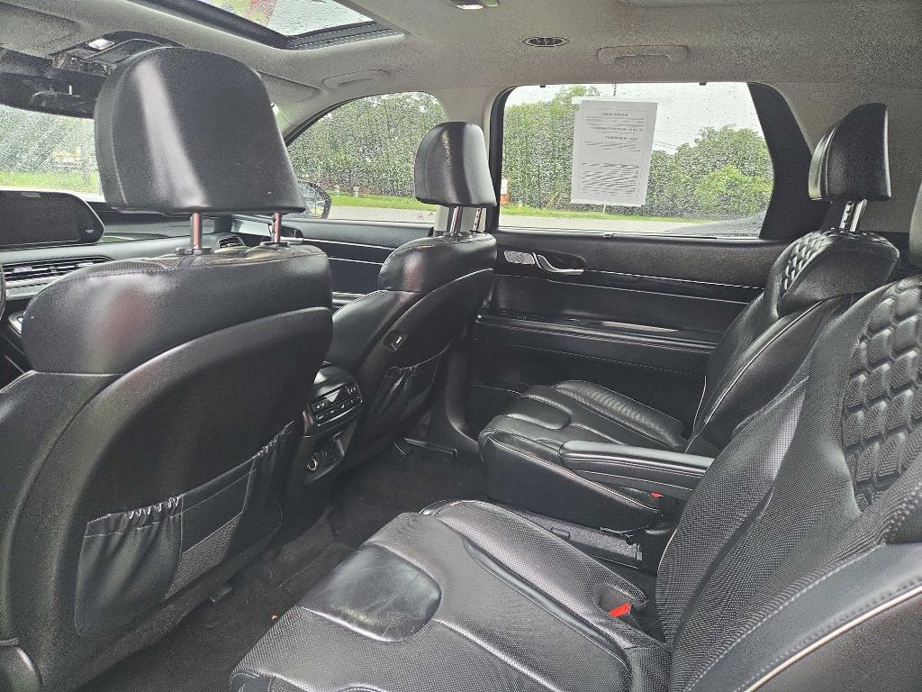 Photo 11 of this HYUNDAI PALISADE