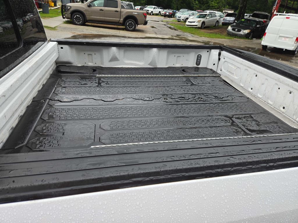Photo 7 of this FORD F150