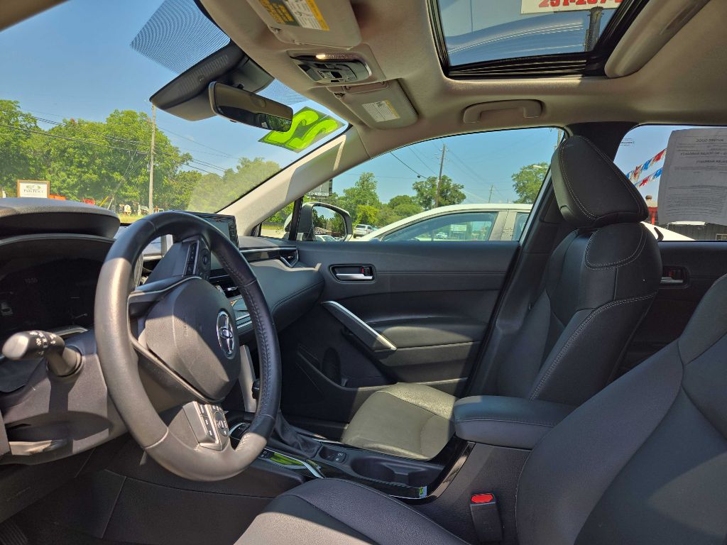 Photo 7 of this TOYOTA COROLLA CROSS