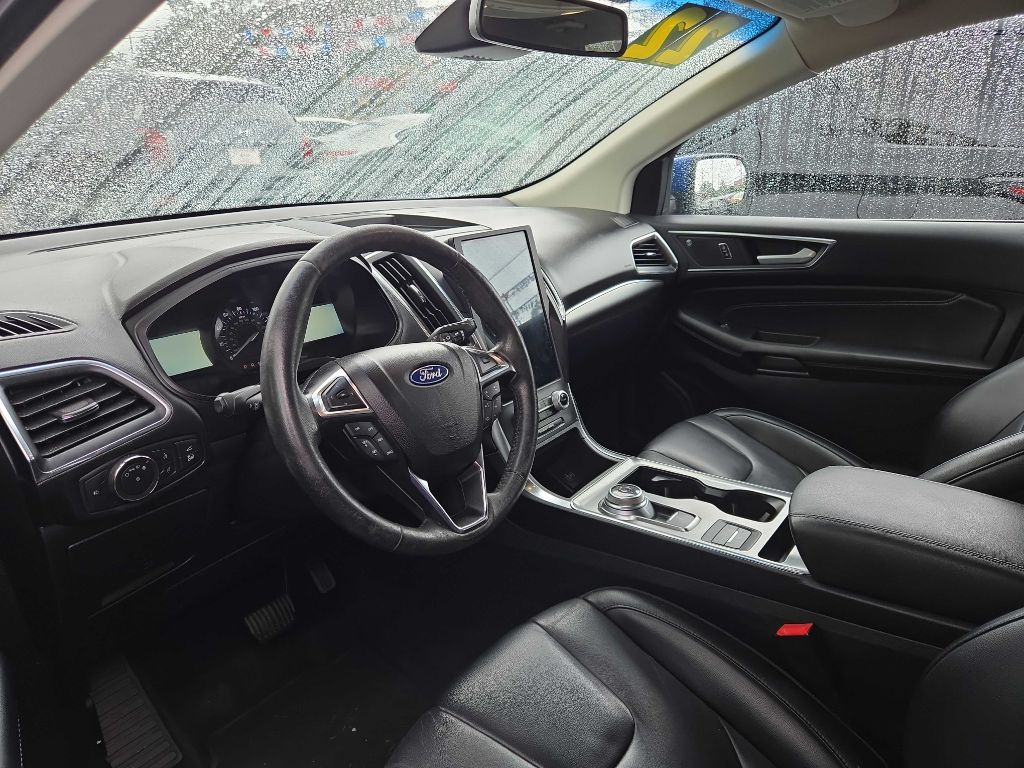 Photo 6 of this FORD EDGE