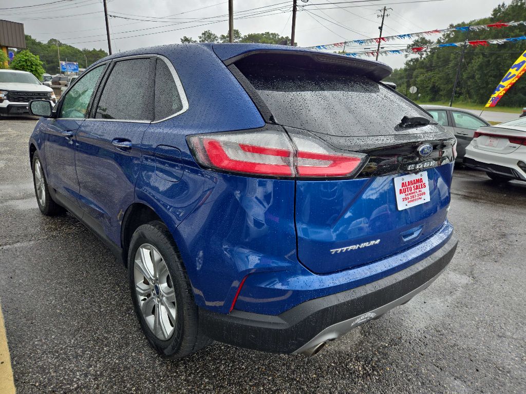 Photo 2 of this FORD EDGE