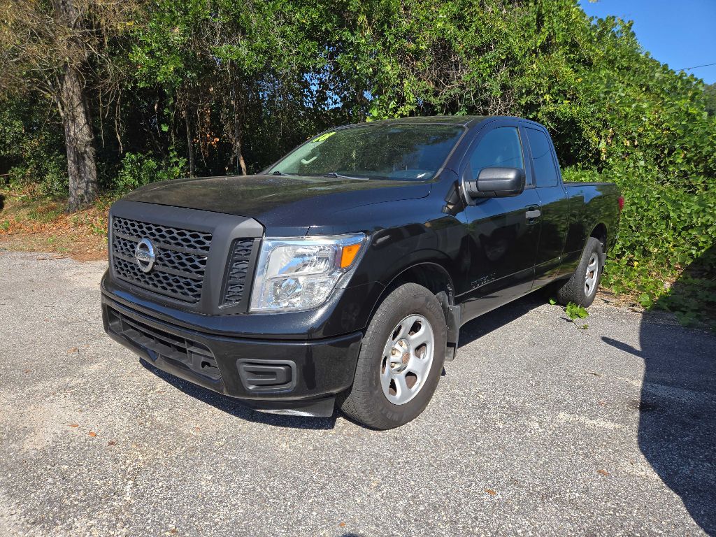 Photo 3 of this NISSAN TITAN