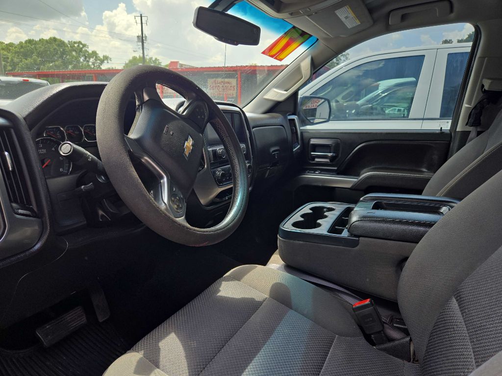 Photo 5 of this CHEVROLET SILVERADO 1500