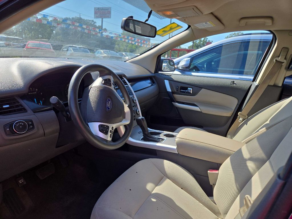 Photo 6 of this FORD EDGE