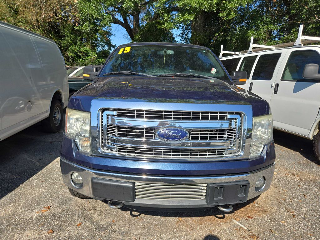 Photo 3 of this FORD F150