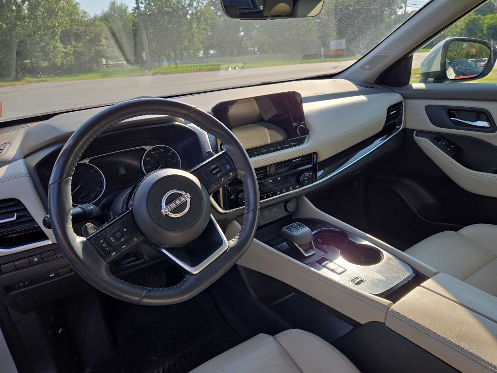 Photo 8 of this NISSAN ROGUE