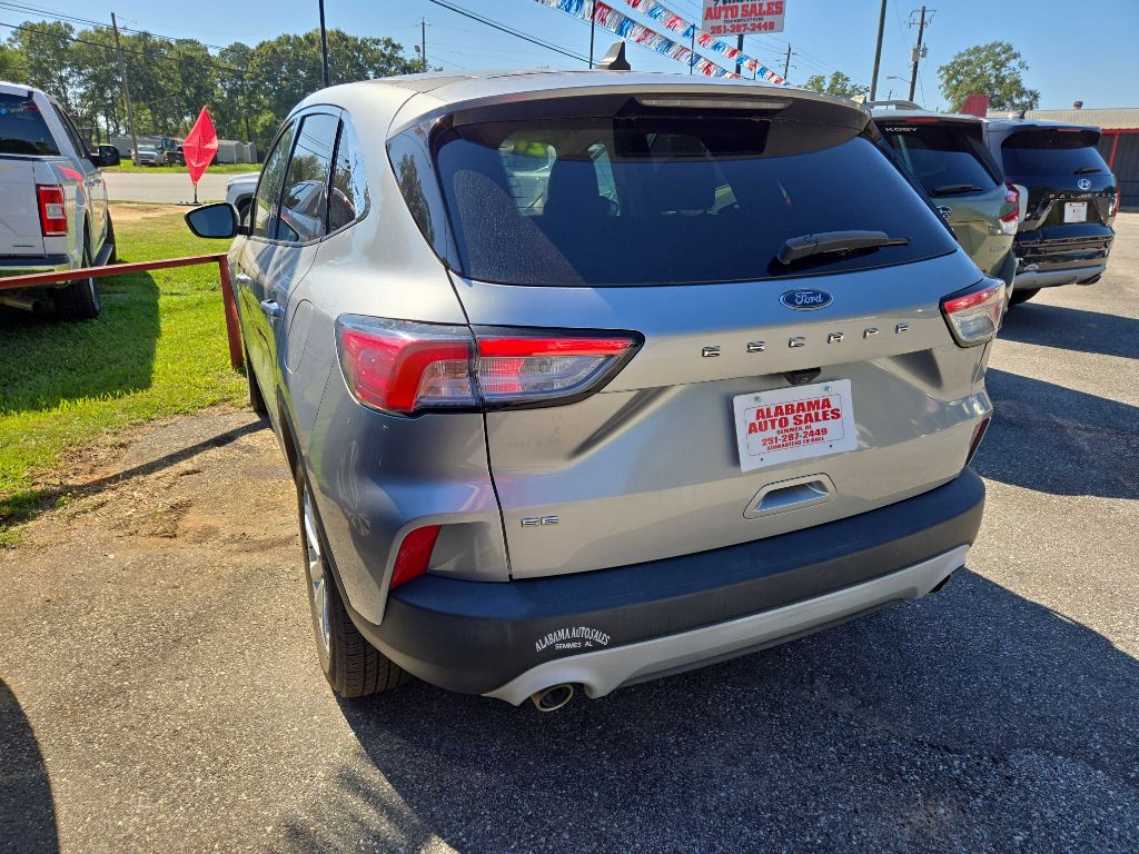 Photo 6 of this FORD ESCAPE