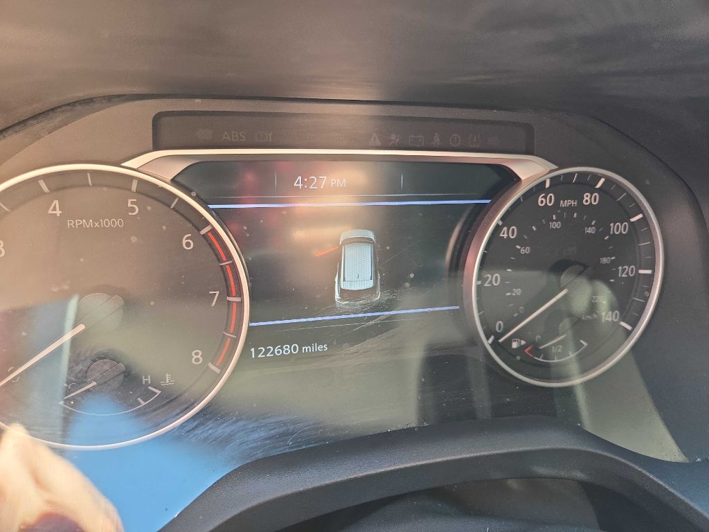 Photo 11 of this NISSAN ROGUE