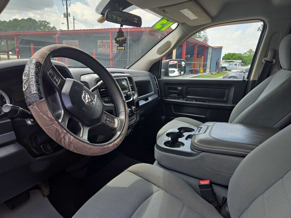 Photo 6 of this RAM 1500