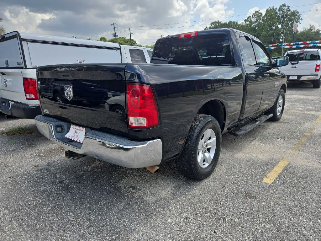 Photo 4 of this RAM 1500