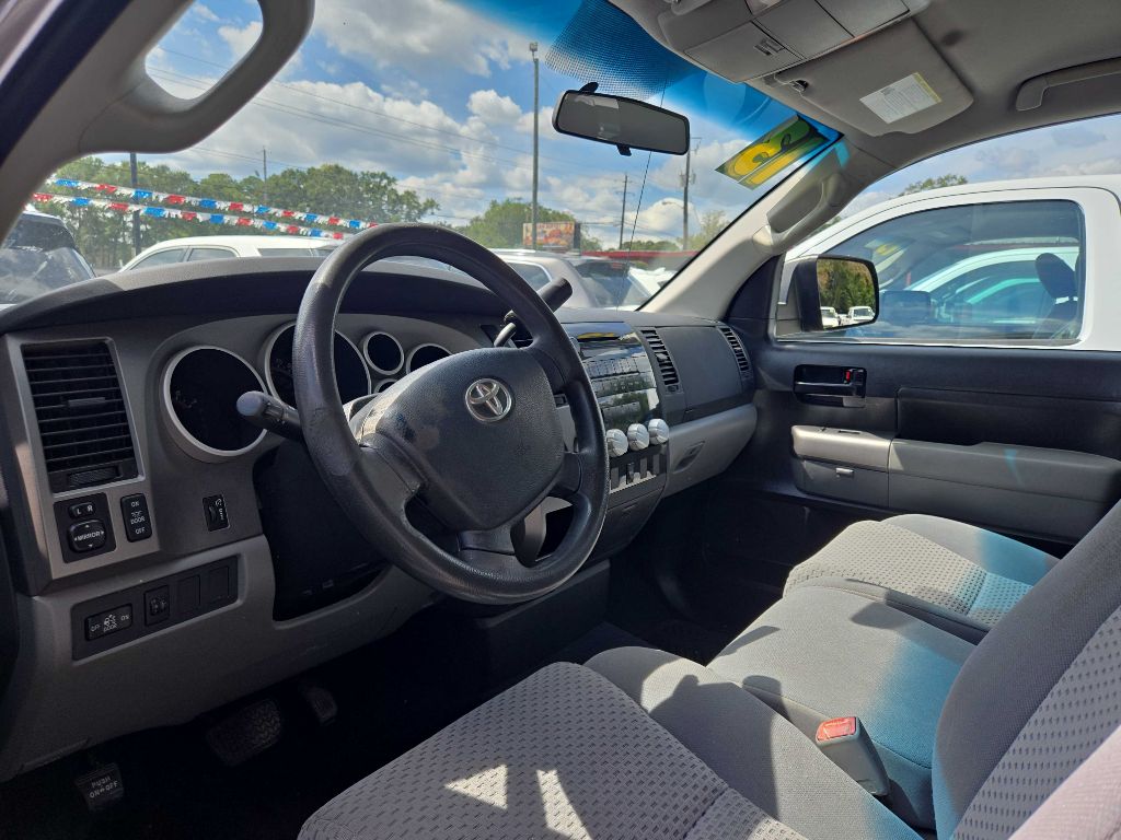 Photo 4 of this TOYOTA TUNDRA