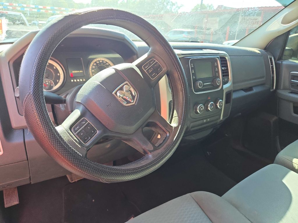 Photo 3 of this RAM 1500