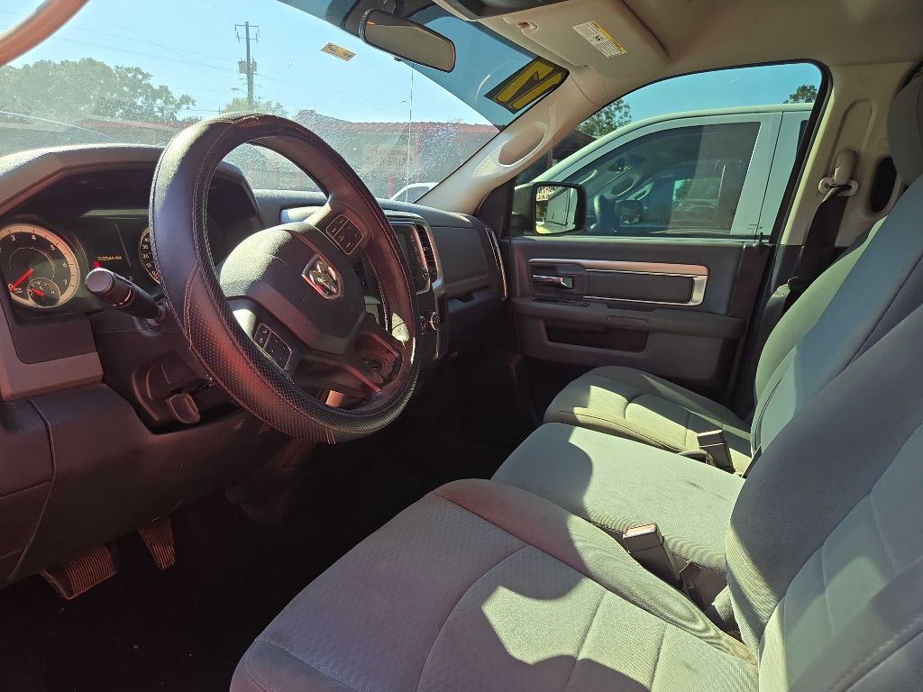 Photo 5 of this RAM 1500