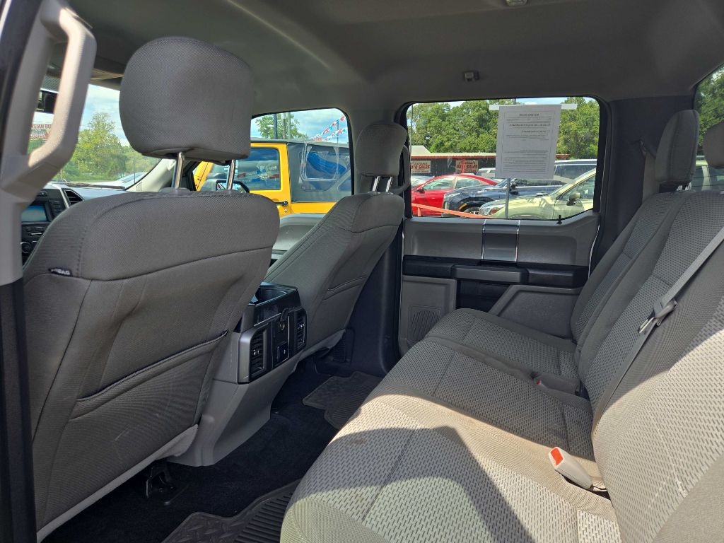 Photo 6 of this FORD F150