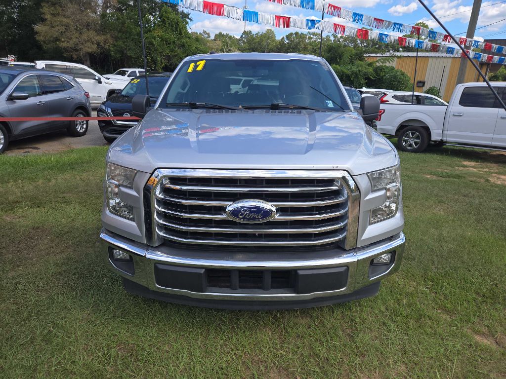 Photo 3 of this FORD F150