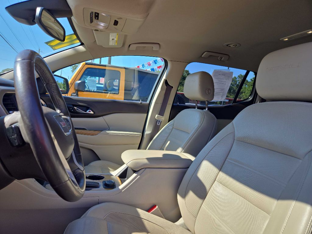 Photo 9 of this GMC ACADIA