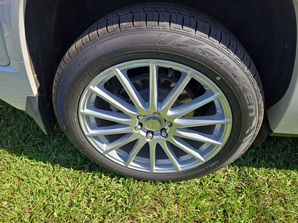Photo 6 of this GMC ACADIA
