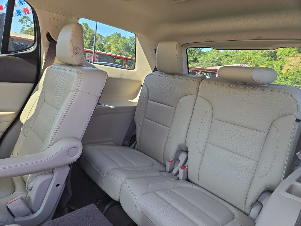 Photo 12 of this GMC ACADIA