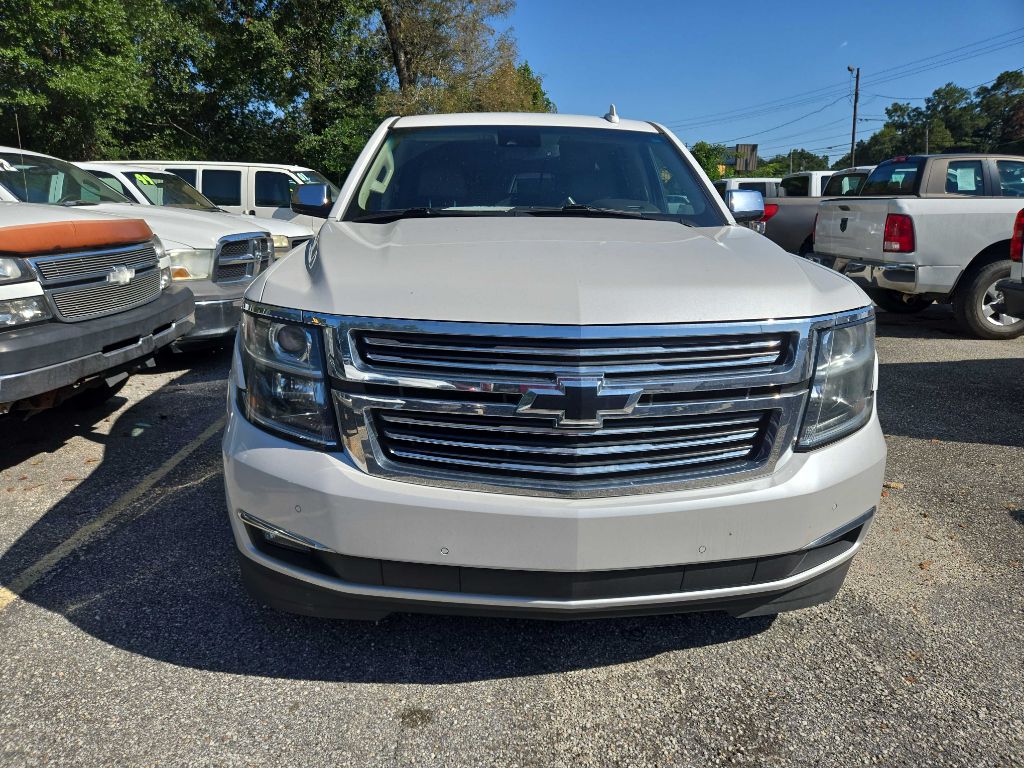 Photo 2 of this CHEVROLET SUBURBAN