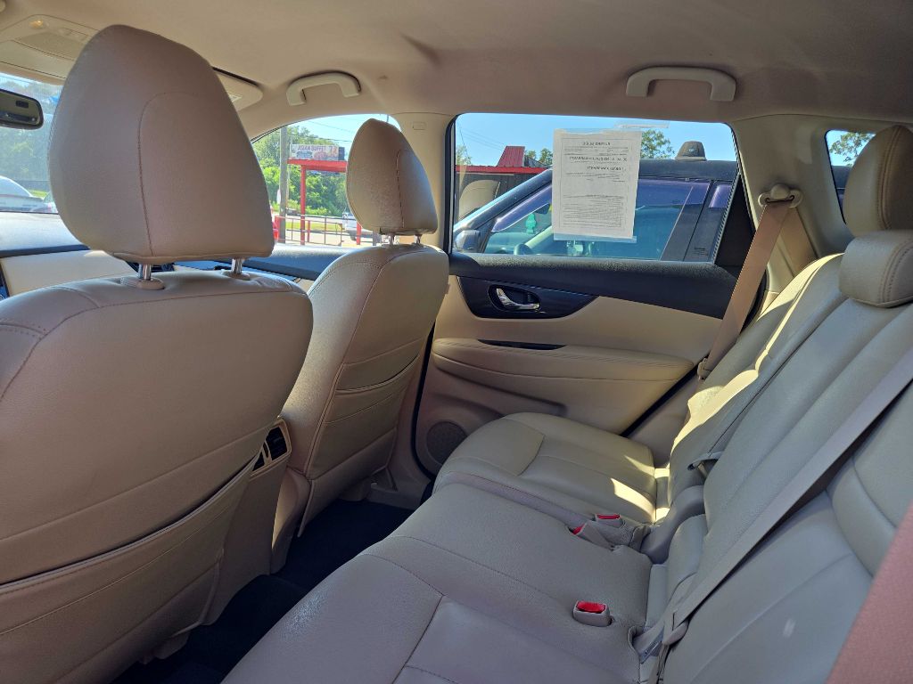 Photo 10 of this NISSAN ROGUE