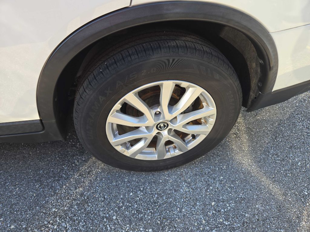 Photo 4 of this NISSAN ROGUE