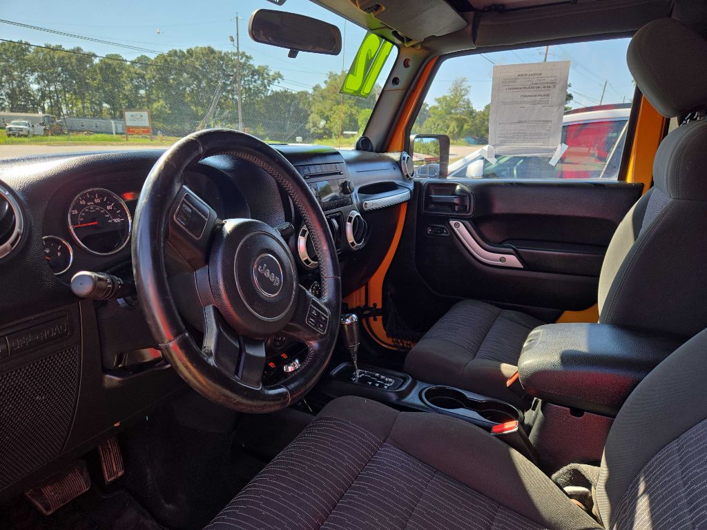 Photo 9 of this JEEP WRANGLER