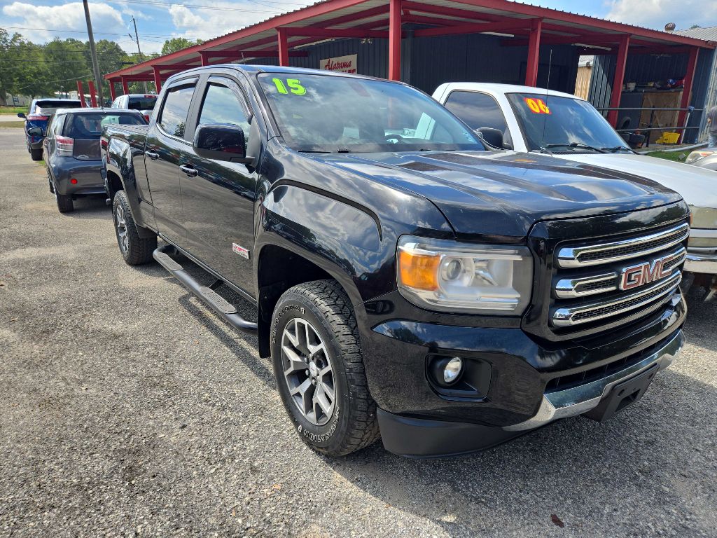 Photo 2 of this GMC CANYON