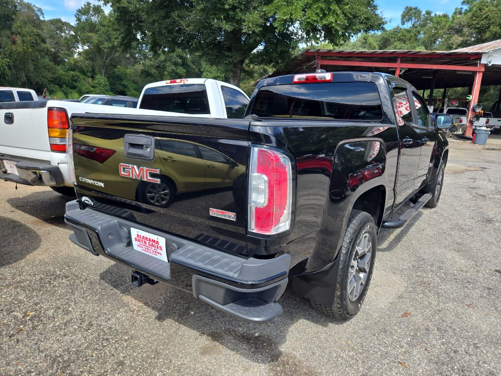 Photo 4 of this GMC CANYON