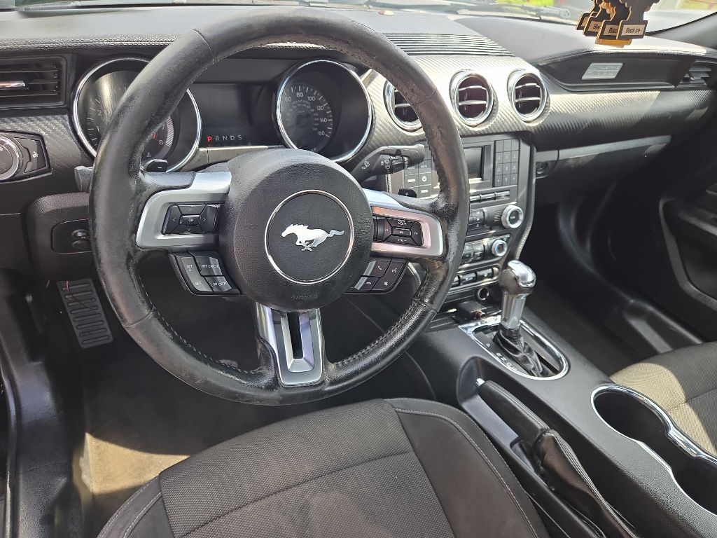 Photo 7 of this FORD MUSTANG