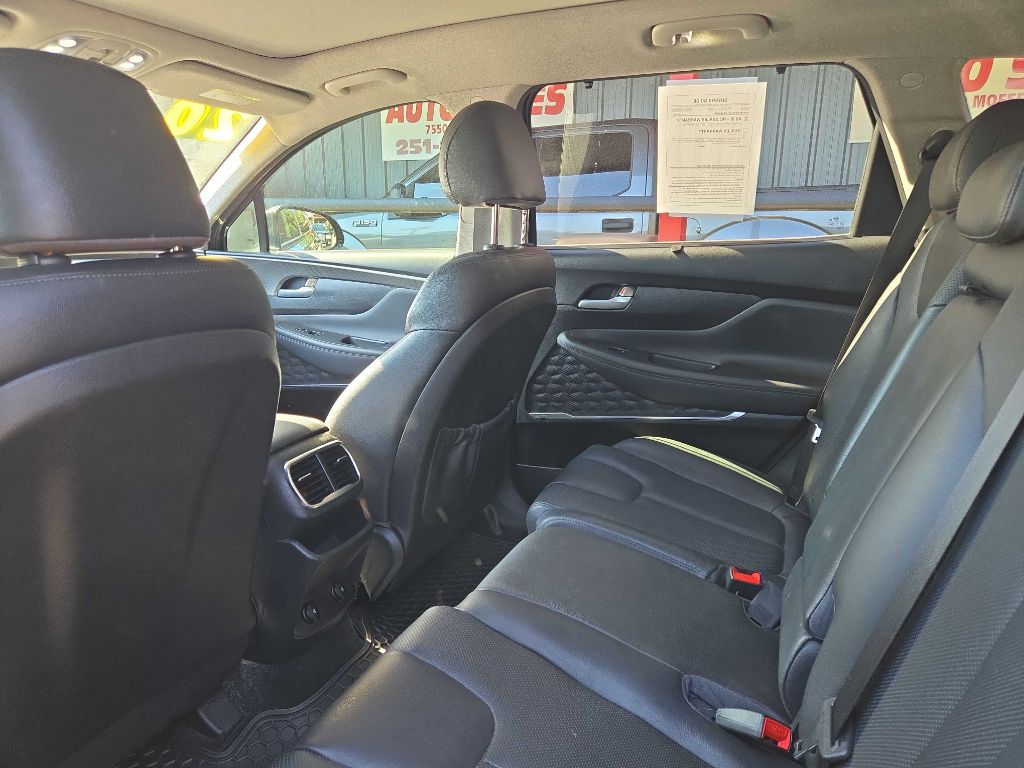 Photo 7 of this HYUNDAI SANTA FE