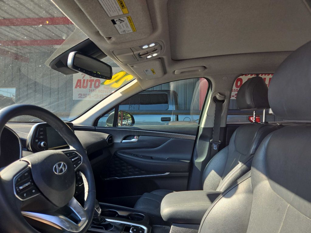 Photo 5 of this HYUNDAI SANTA FE