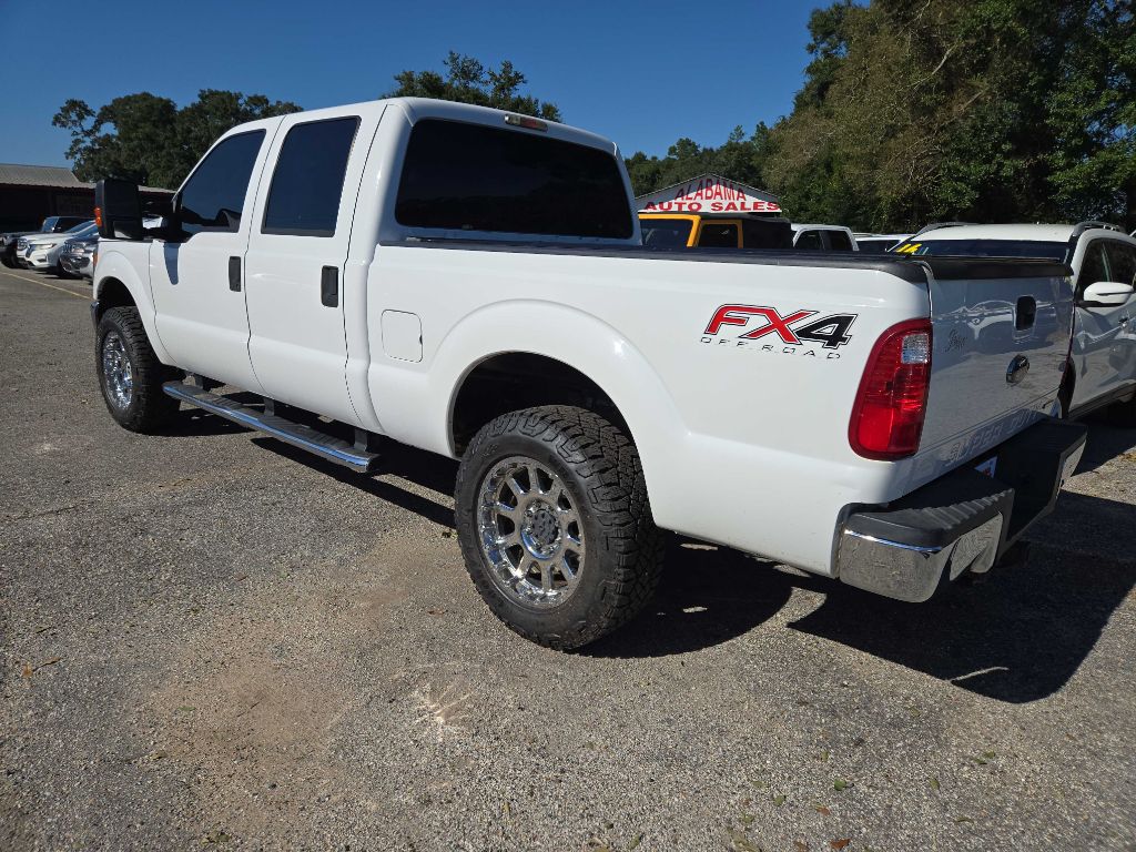 Photo 2 of this FORD F250