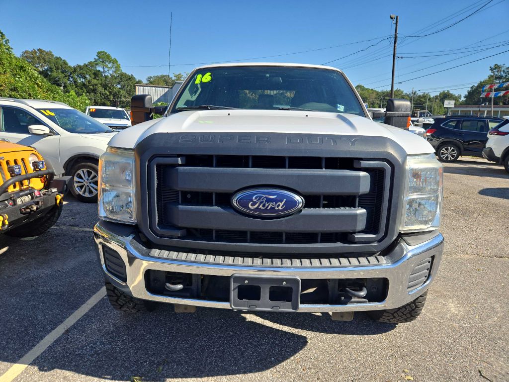 Photo 3 of this FORD F250