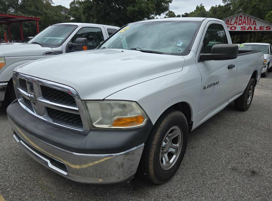 Photo 3 of this DODGE RAM 1500