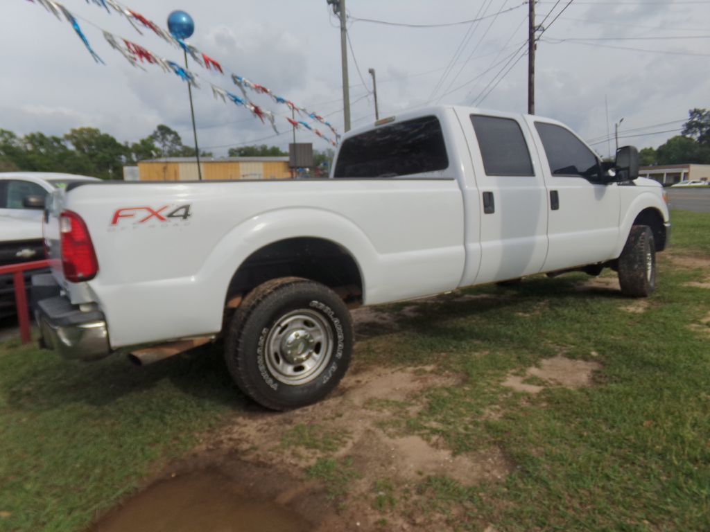 Photo 4 of this FORD F250