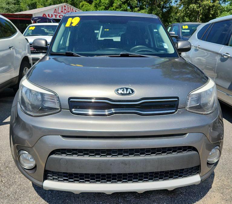 Photo 2 of this KIA SOUL
